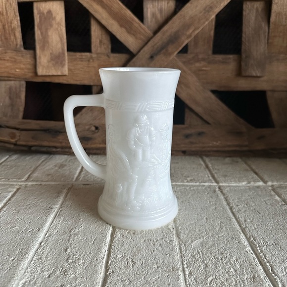 Vintage 1960’s White Milk Glass Federal Glass Tankard/Beer Stein (8) - Picture 1 of 5